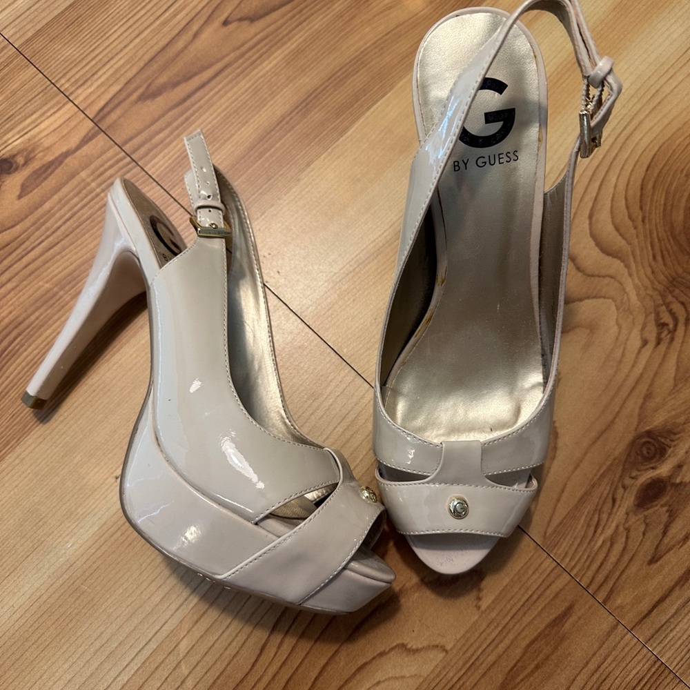 GUESS Women's Nude Patent Peep-Toe Platform Slingback Heels